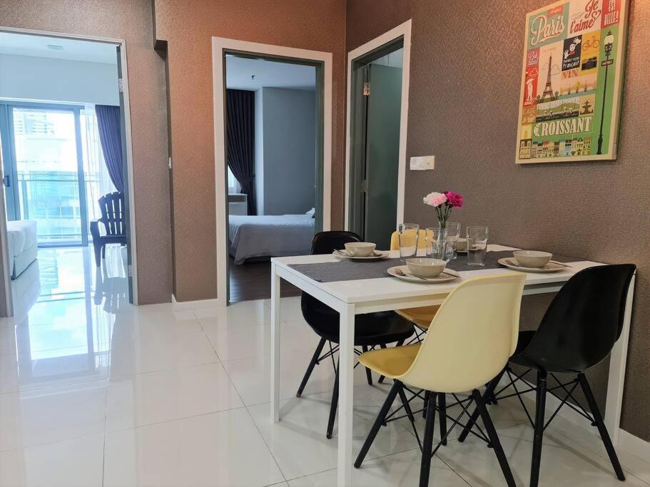 Summer Suites Apartment @Klcc By Sarah'S Lodge Kuala Lumpur Buitenkant foto